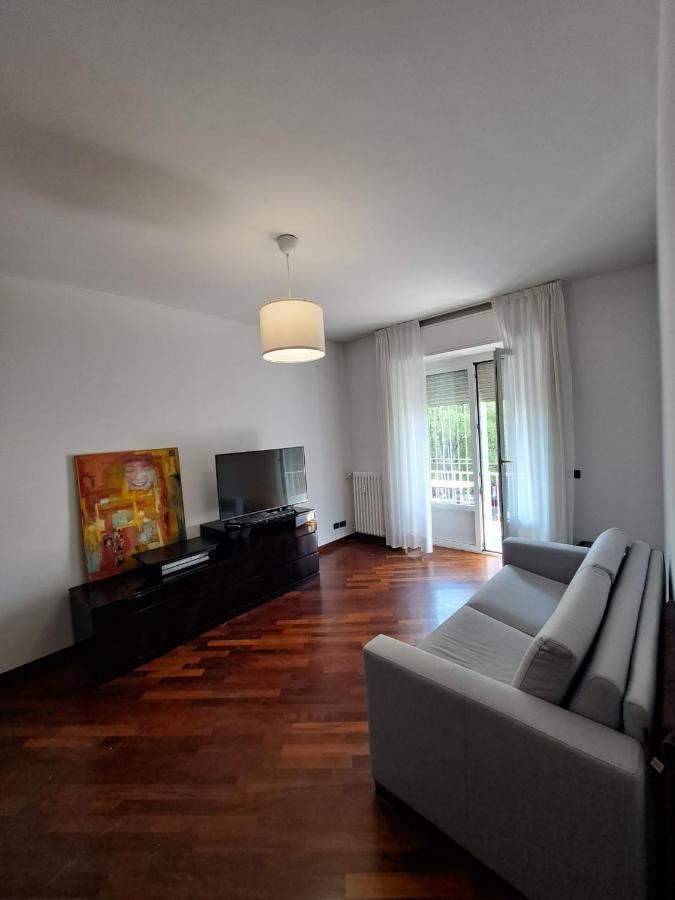 Fancy Monique Apartment Milano Exterior foto