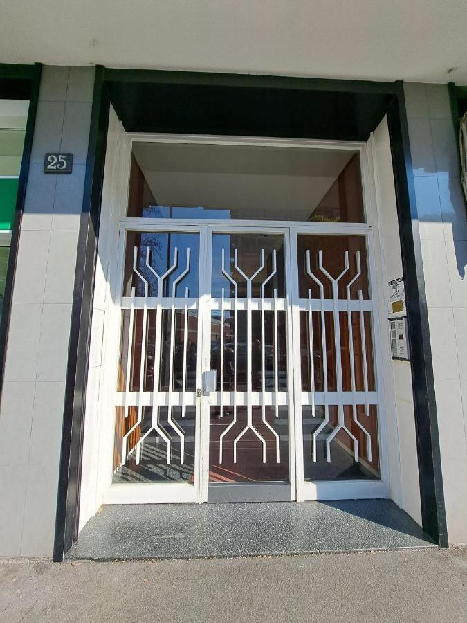 Fancy Monique Apartment Milano Exterior foto